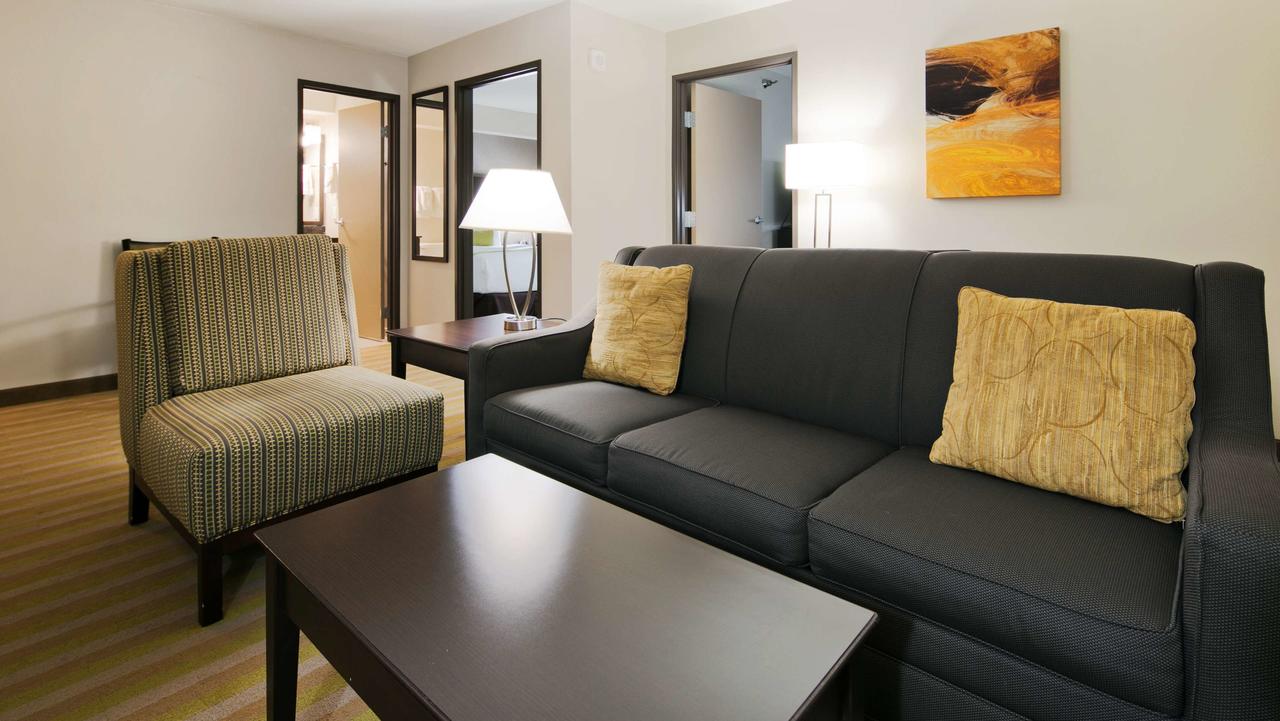 Best Western Harvest Inn & Suites - thumb 41