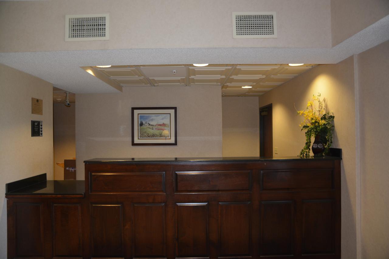 Countryside Inn And Suites - thumb 3