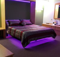 Colonial Manor Motel - Tourism House