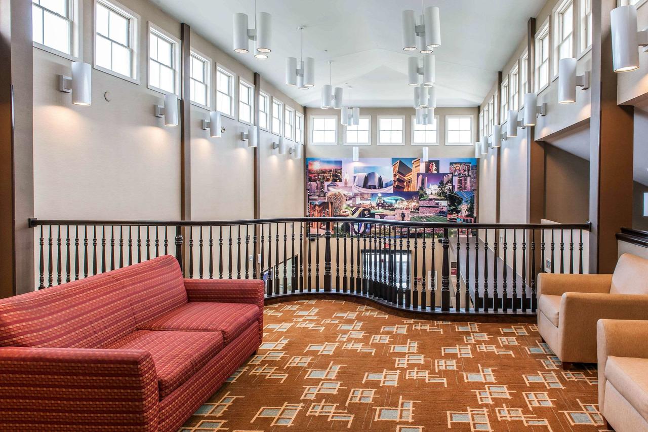 Comfort Suites Columbus - thumb 6