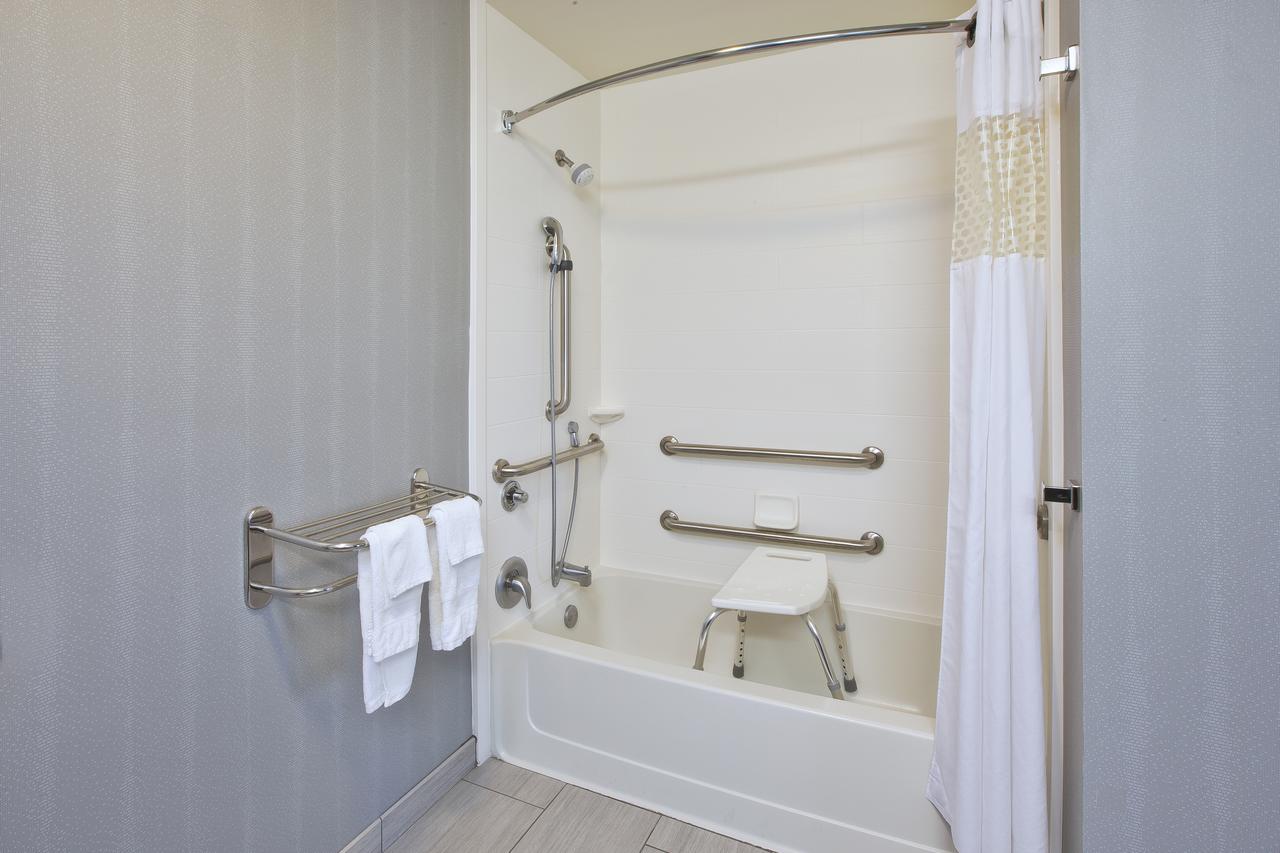 Hampton Inn & Suites - Elyria, OH - thumb 39