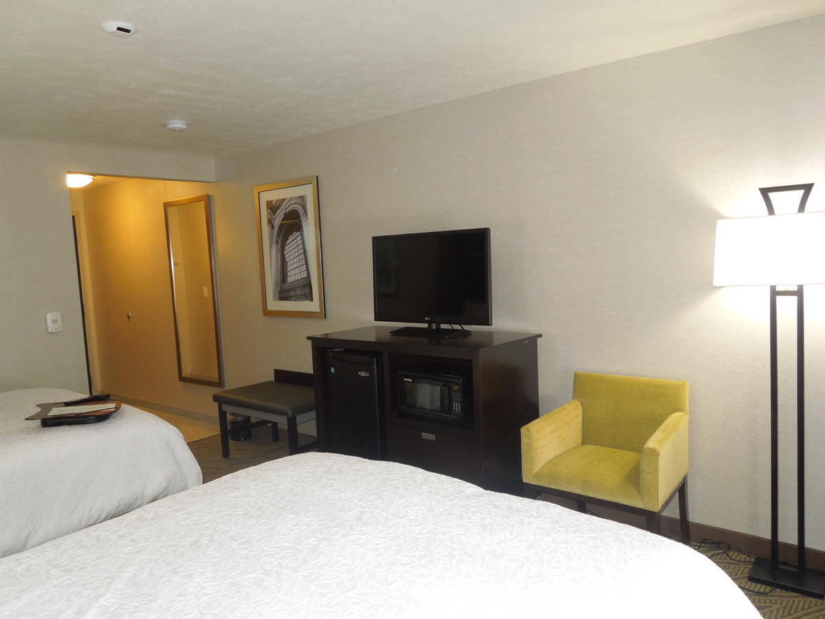Hampton Inn & Suites - Elyria, OH - thumb 14