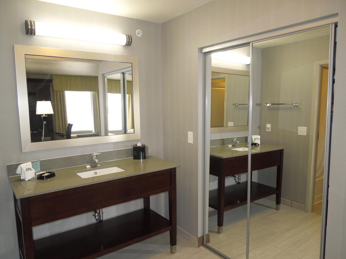 Hampton Inn & Suites - Elyria, OH - thumb 26
