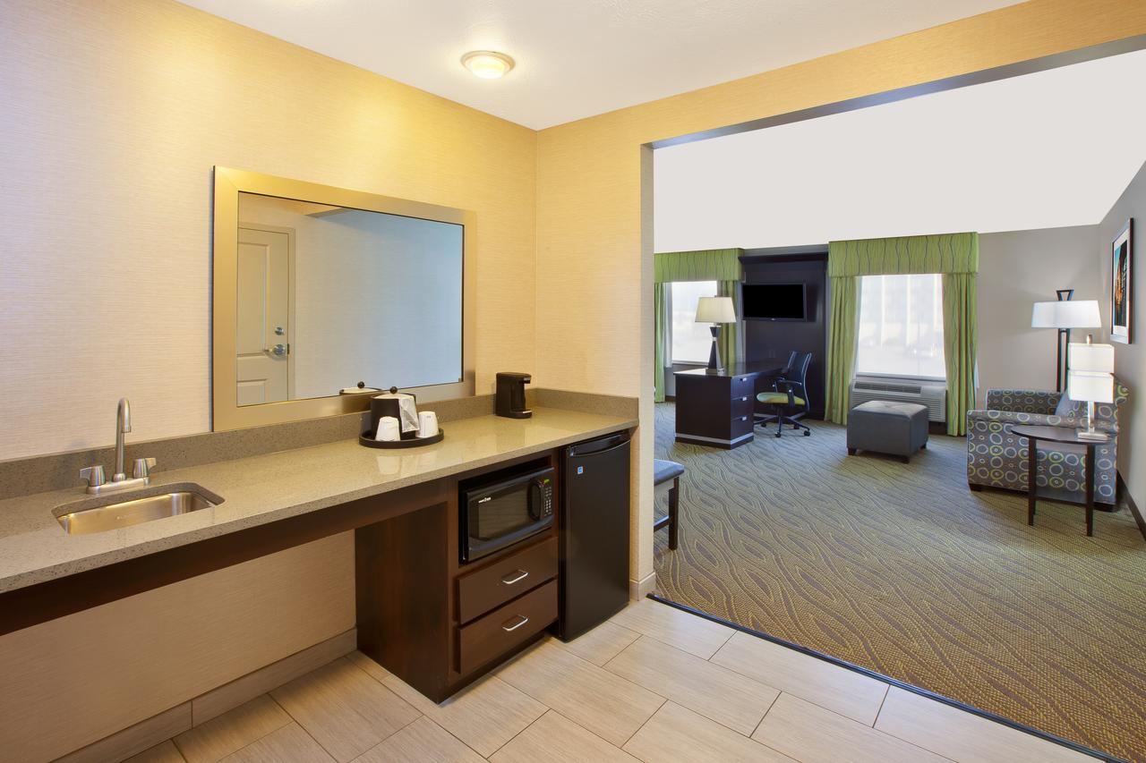 Hampton Inn & Suites - Elyria, OH - thumb 22