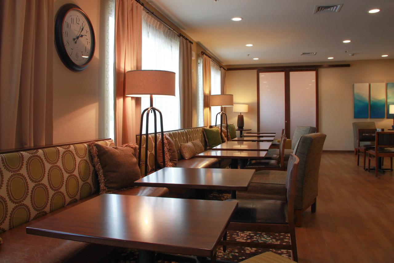 Hampton Inn Tiffin - thumb 40