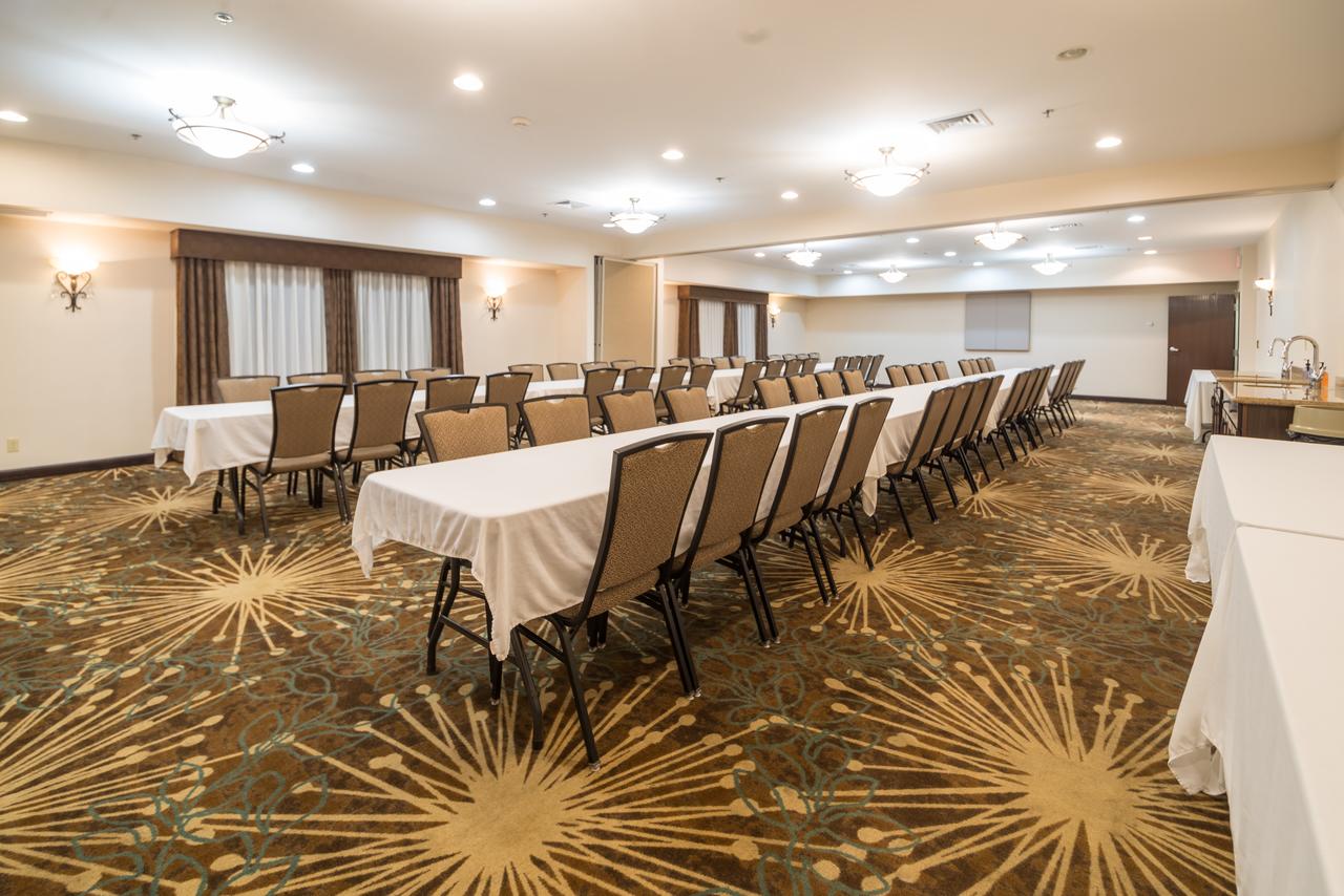 Hampton Inn Tiffin - thumb 17