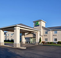 Holiday Inn Express Cleveland - Vermilion - Tourism House
