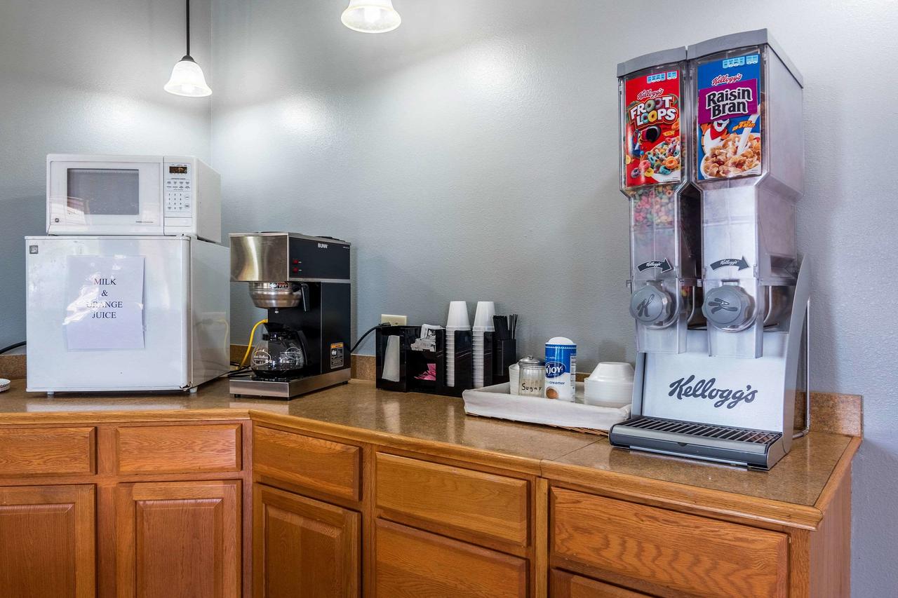 Rodeway Inn Broken Bow - thumb 12