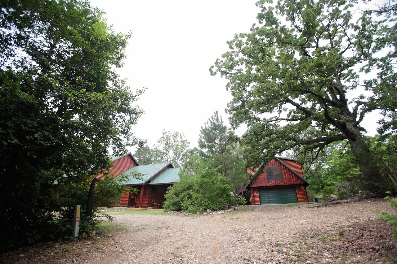 Bronco Lodge Cabin Broken Bow Cabin - thumb 26