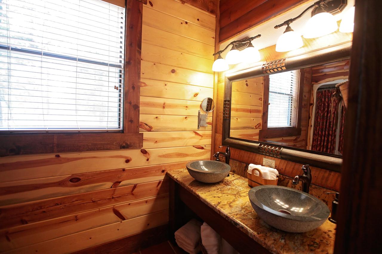 Bronco Lodge Cabin Broken Bow Cabin - thumb 23