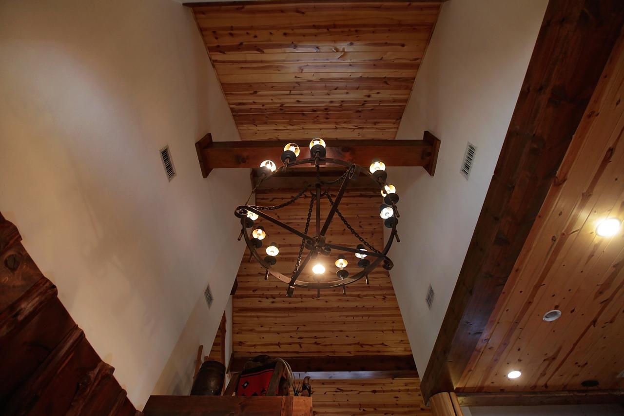 Bronco Lodge Cabin Broken Bow Cabin - thumb 16