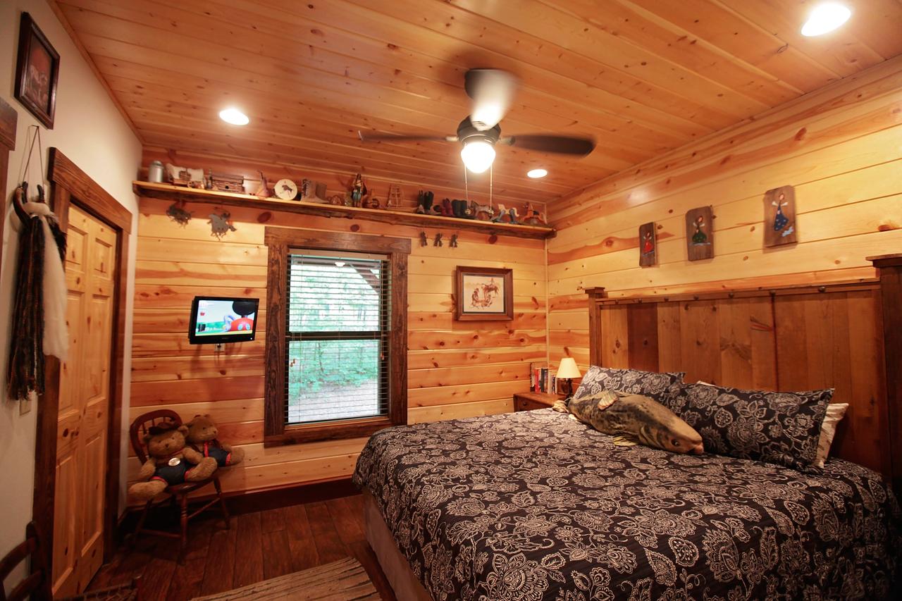 Wisdom Creek Cabin Broken Bow Cabin - thumb 16