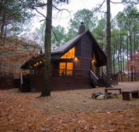 Iron Horse Lodge Birdhouse3BedrmLuxHot Tub Cabin - Tourism House