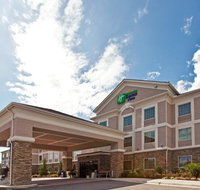 Holiday Inn Express Hotel and Suites Ada - Tourism House