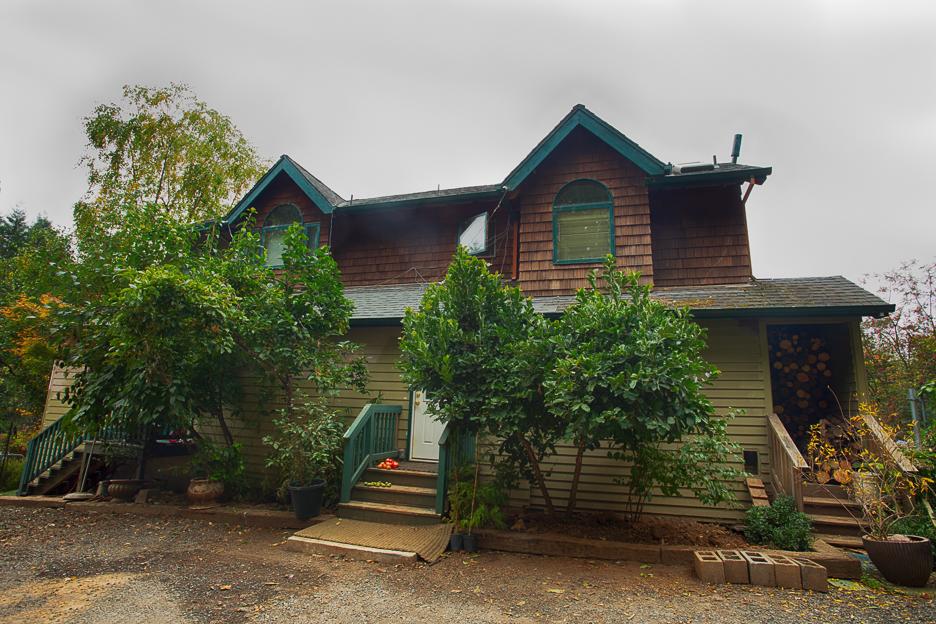 An Oasis In The Country - thumb 9