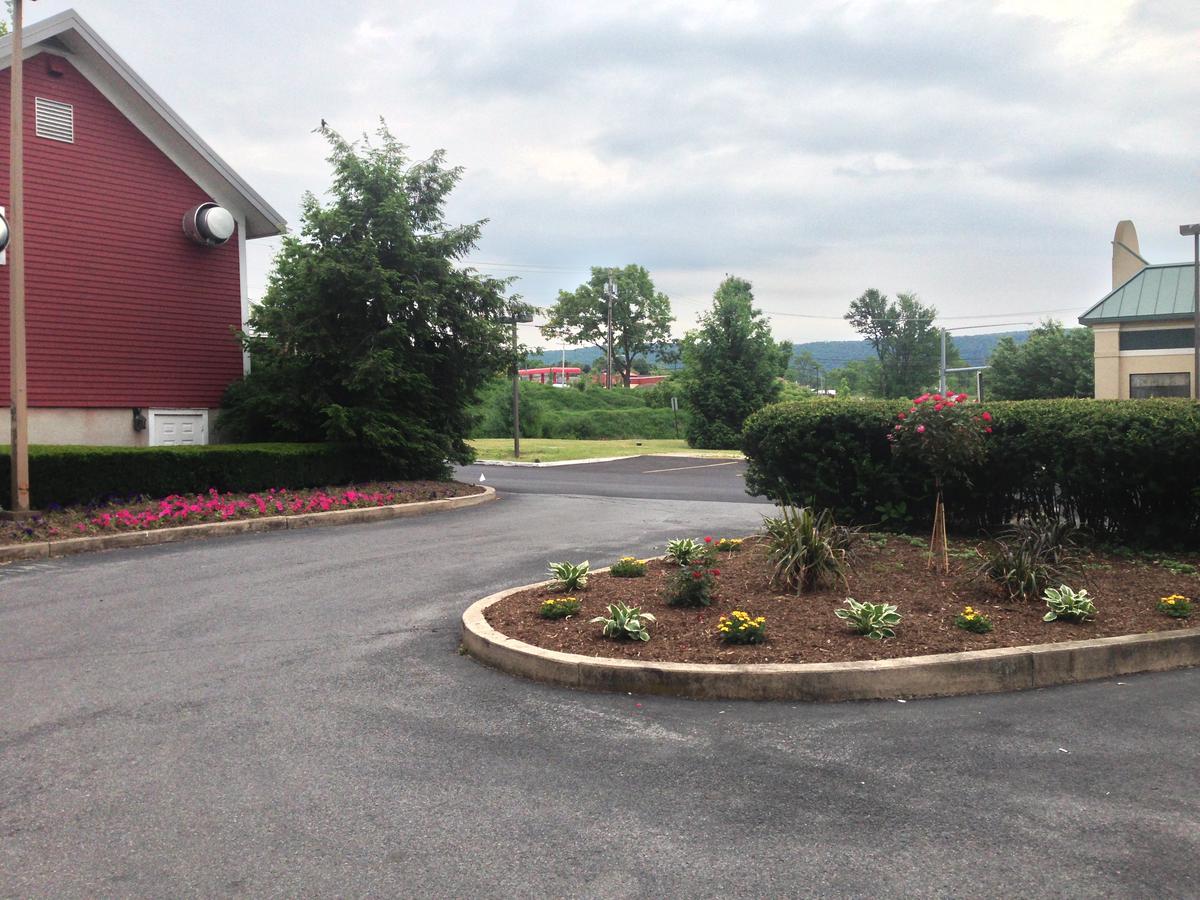 Super 8 By Wyndham State College - thumb 18