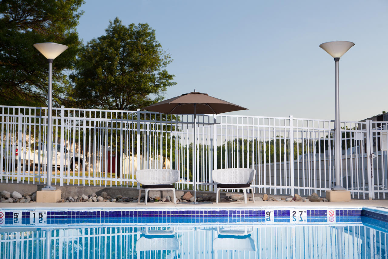 Sheraton Pittsburgh Airport Hotel - thumb 23