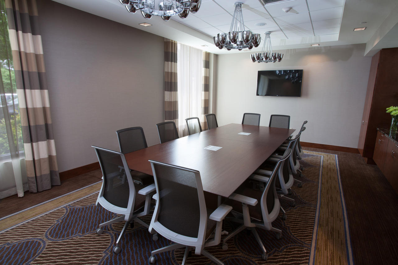 Sheraton Pittsburgh Airport Hotel - thumb 25