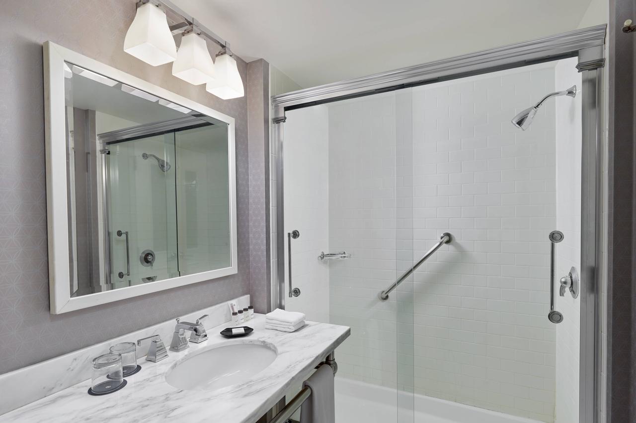 Sheraton Erie Bayfront Hotel - thumb 21