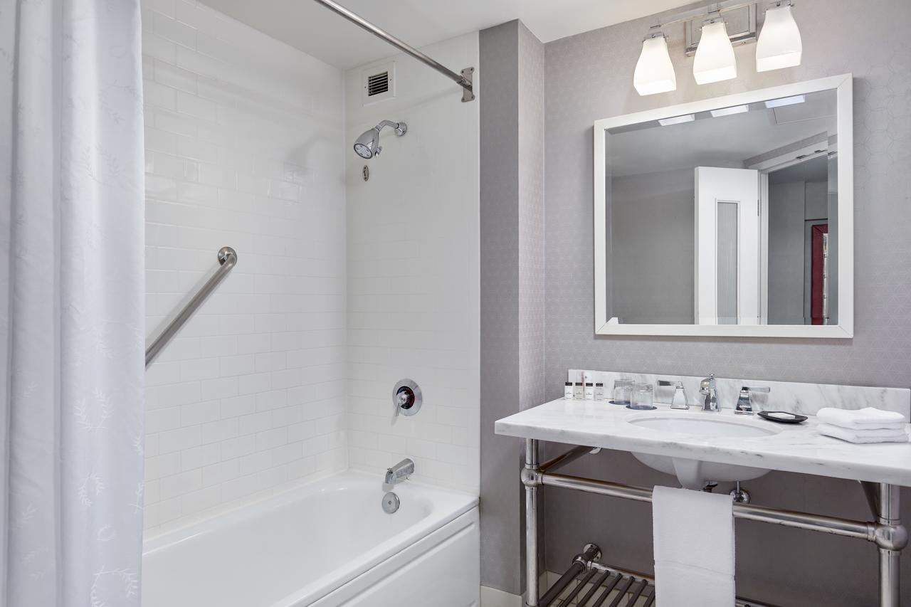 Sheraton Erie Bayfront Hotel - thumb 3