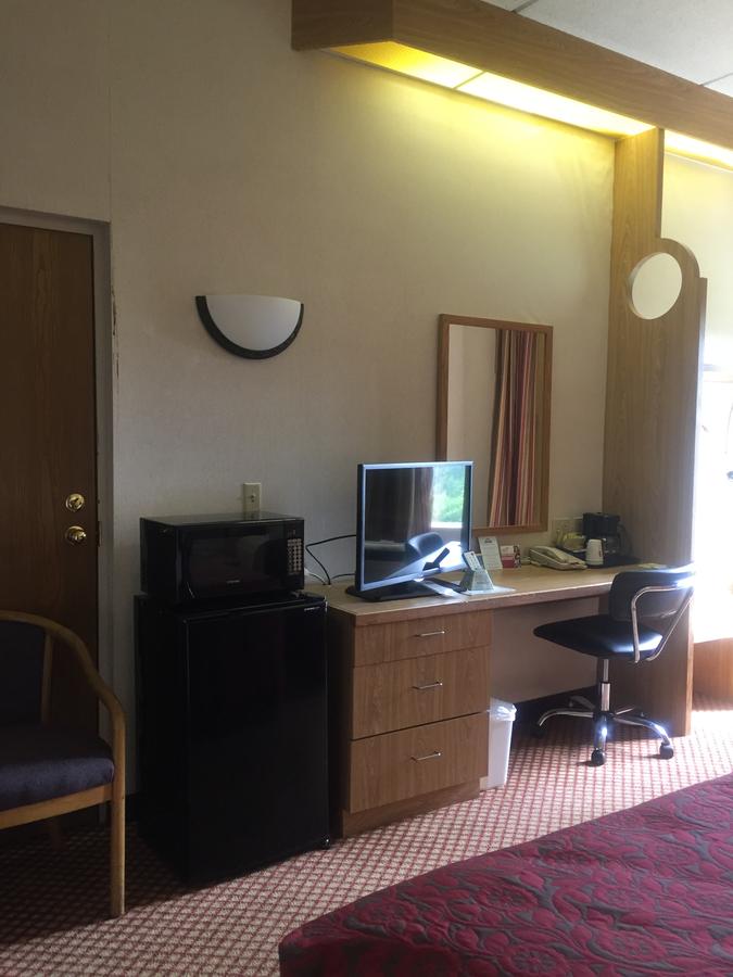 Days Inn By Wyndham Pittsburgh Airport - thumb 20