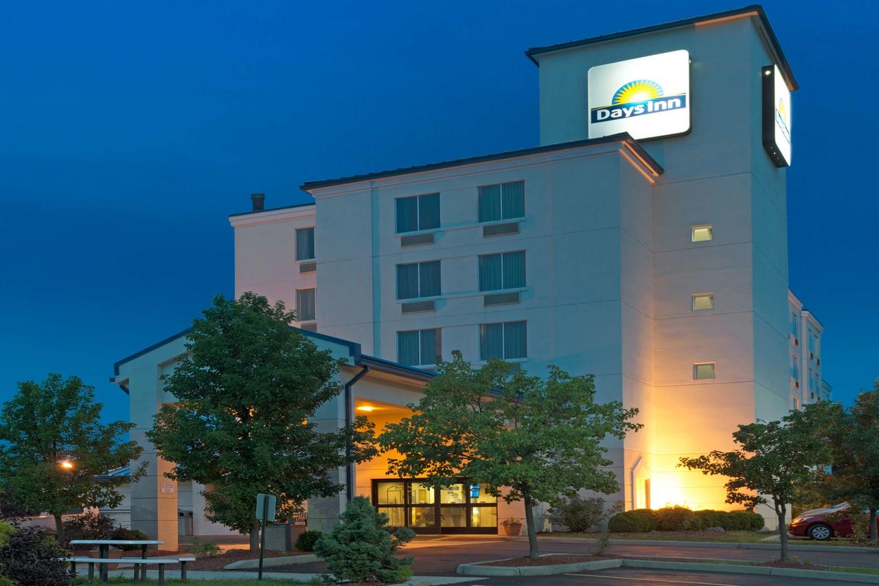 Days Inn By Wyndham Pittsburgh Airport - thumb 0