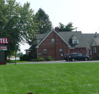 Red Rose Motel - Tourism House