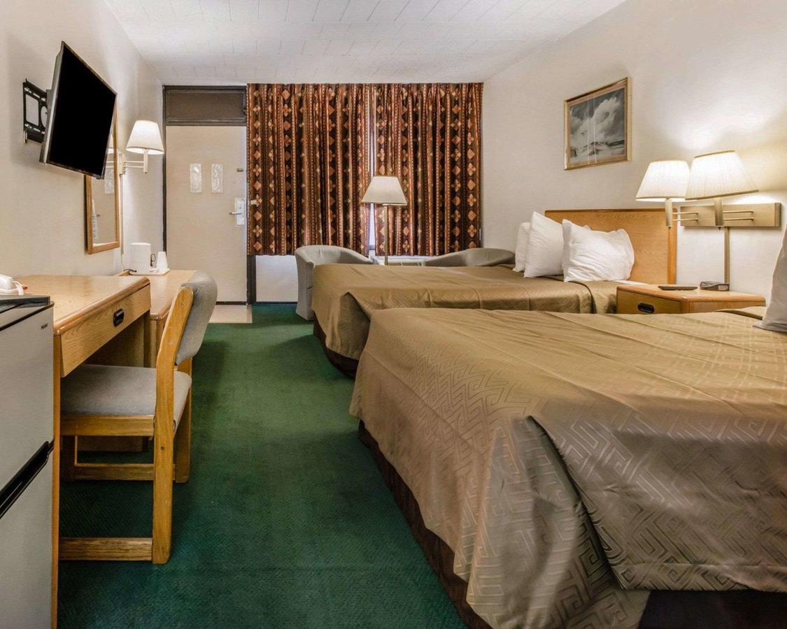 Econo Lodge Altoona I-99 - thumb 25