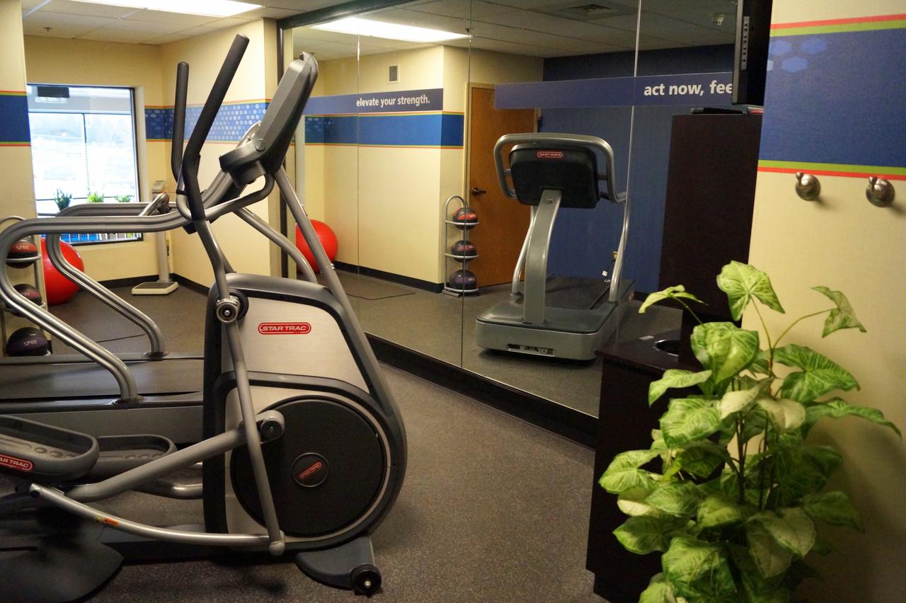 Hampton Inn Altoona - thumb 19