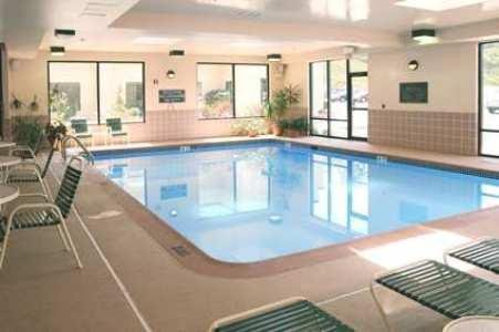 Hampton Inn Altoona - thumb 1