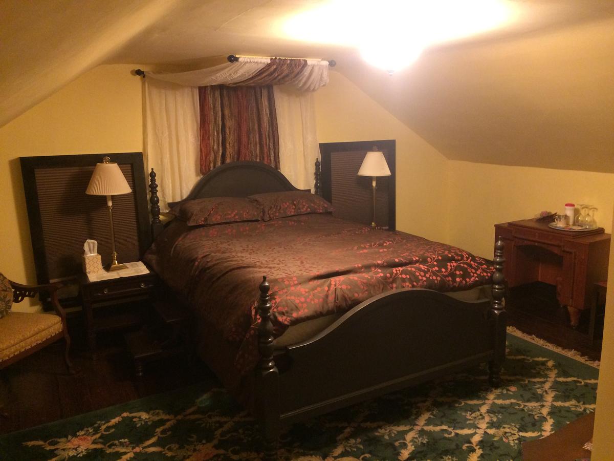 Hillcrest Bed And Breakfast - thumb 6