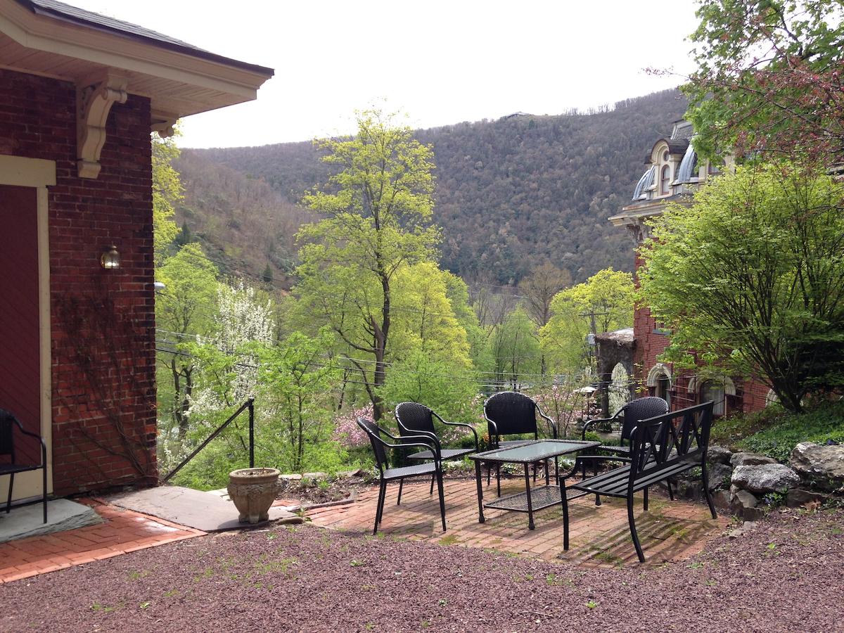 The Harry Packer Mansion Inn - thumb 1