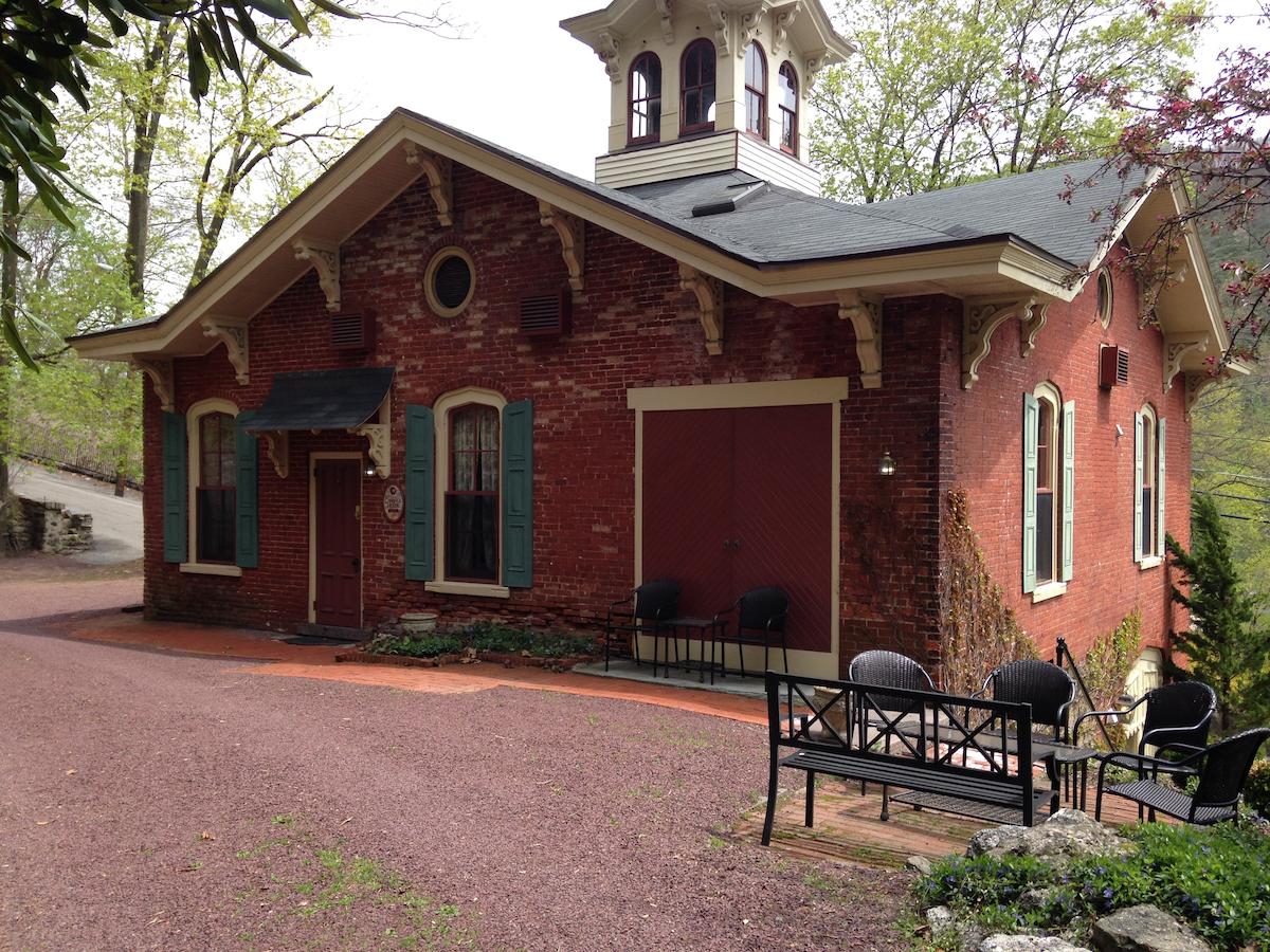 The Harry Packer Mansion Inn - thumb 5