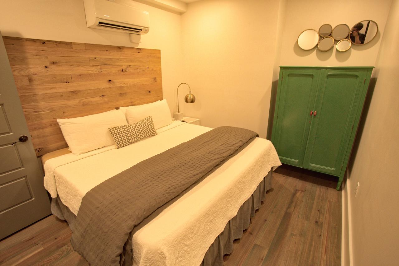 493 King Luxury Two Bedroom Suites - thumb 15