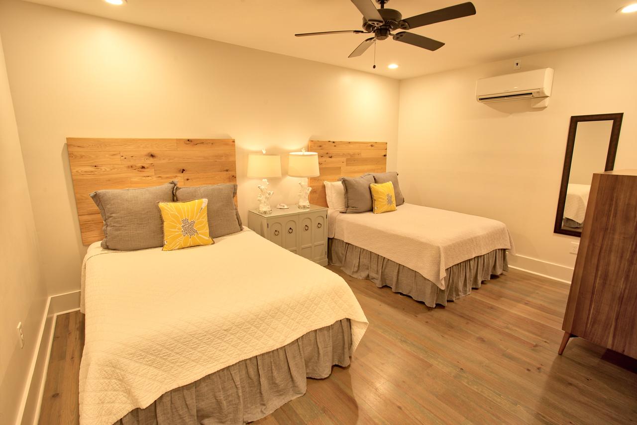 493 King Luxury Two Bedroom Suites - thumb 10