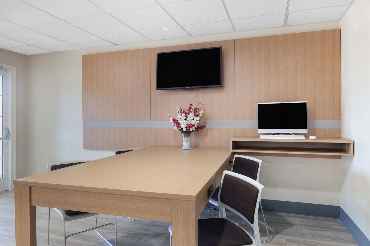 Microtel Inn & Suites By Wyndham Florence - thumb 9