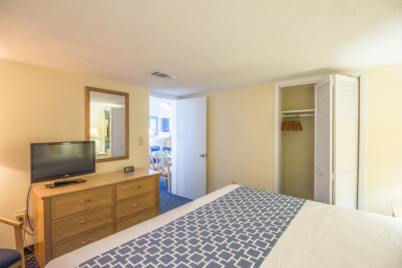 Yachtsman Oceanfront Resort - thumb 4