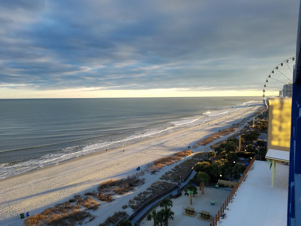 Yachtsman Oceanfront Resort - thumb 1