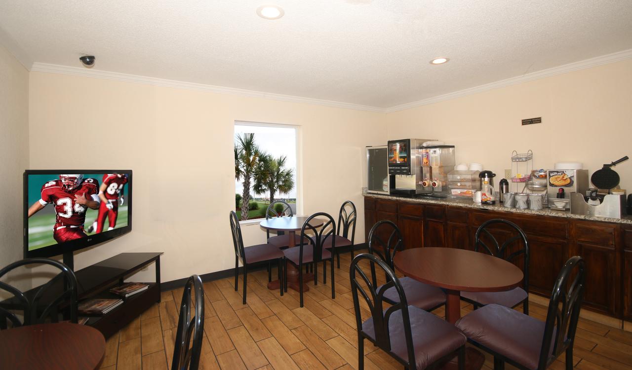 Red Roof Inn Santee - thumb 18