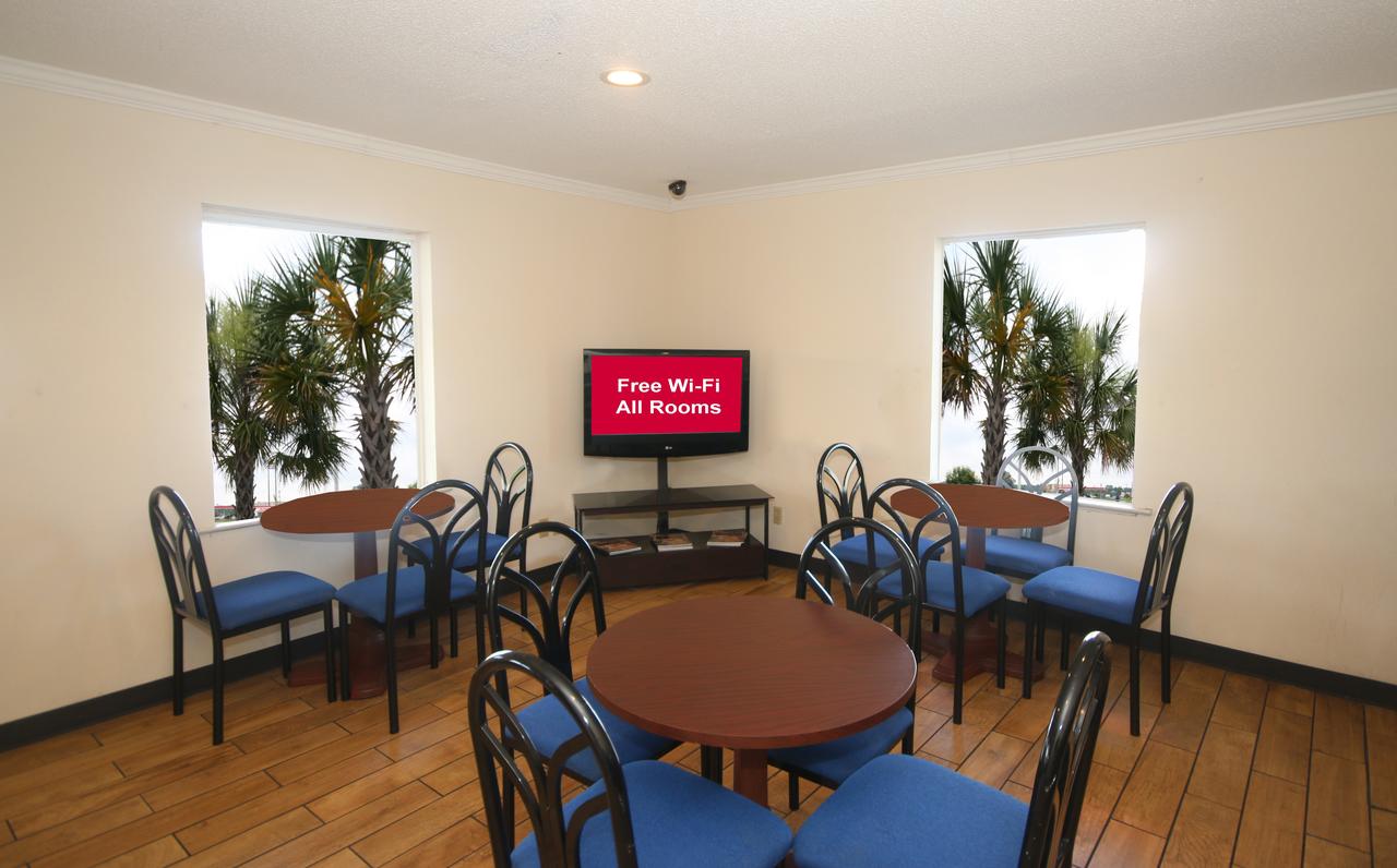 Red Roof Inn Santee - thumb 17