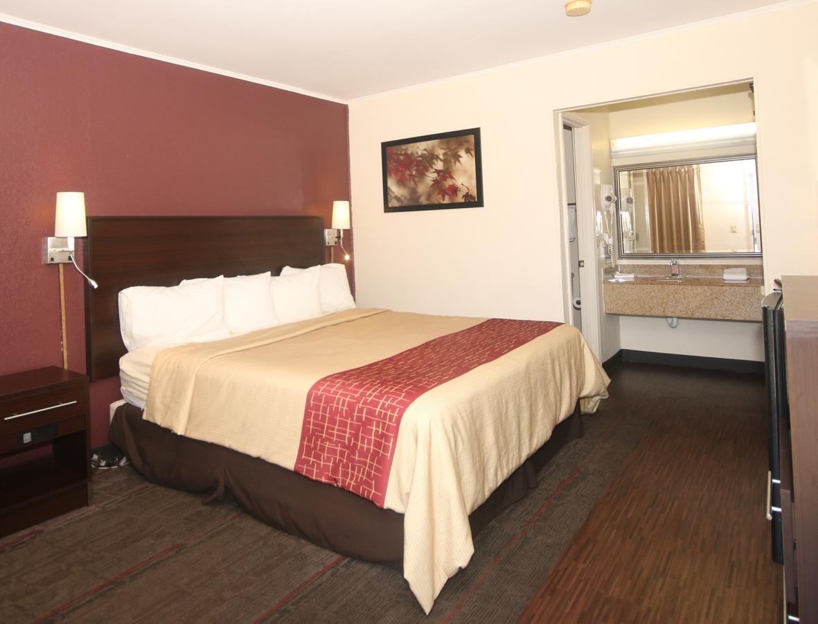 Red Roof Inn Santee - thumb 9