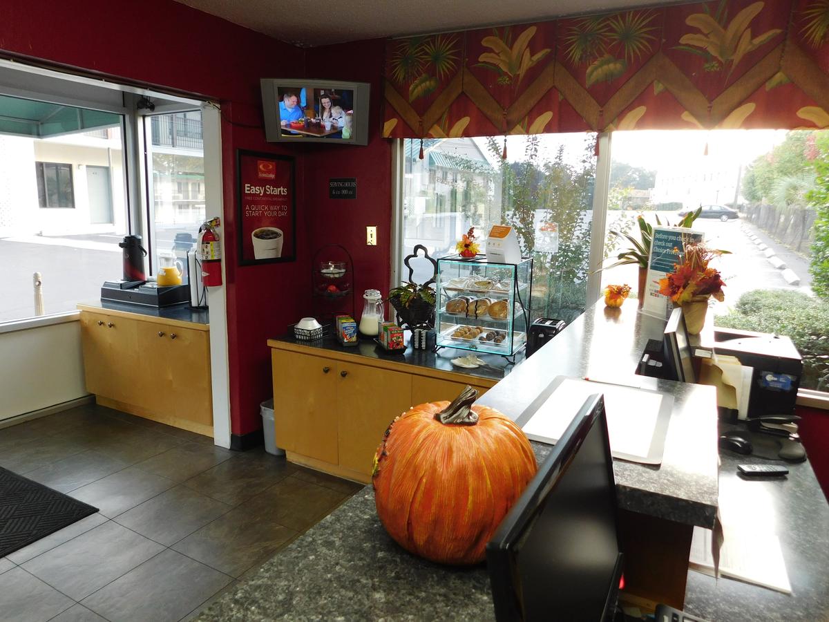 Econo-Lodge Of Conway - thumb 14