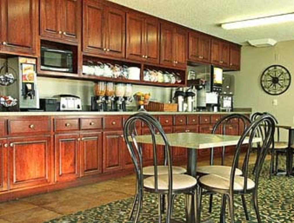 Super 8 By Wyndham Sioux Falls/41st Street - thumb 3