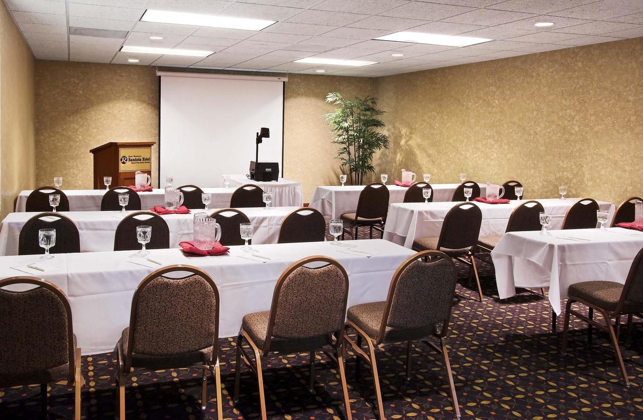 Best Western Ramkota Hotel - thumb 16