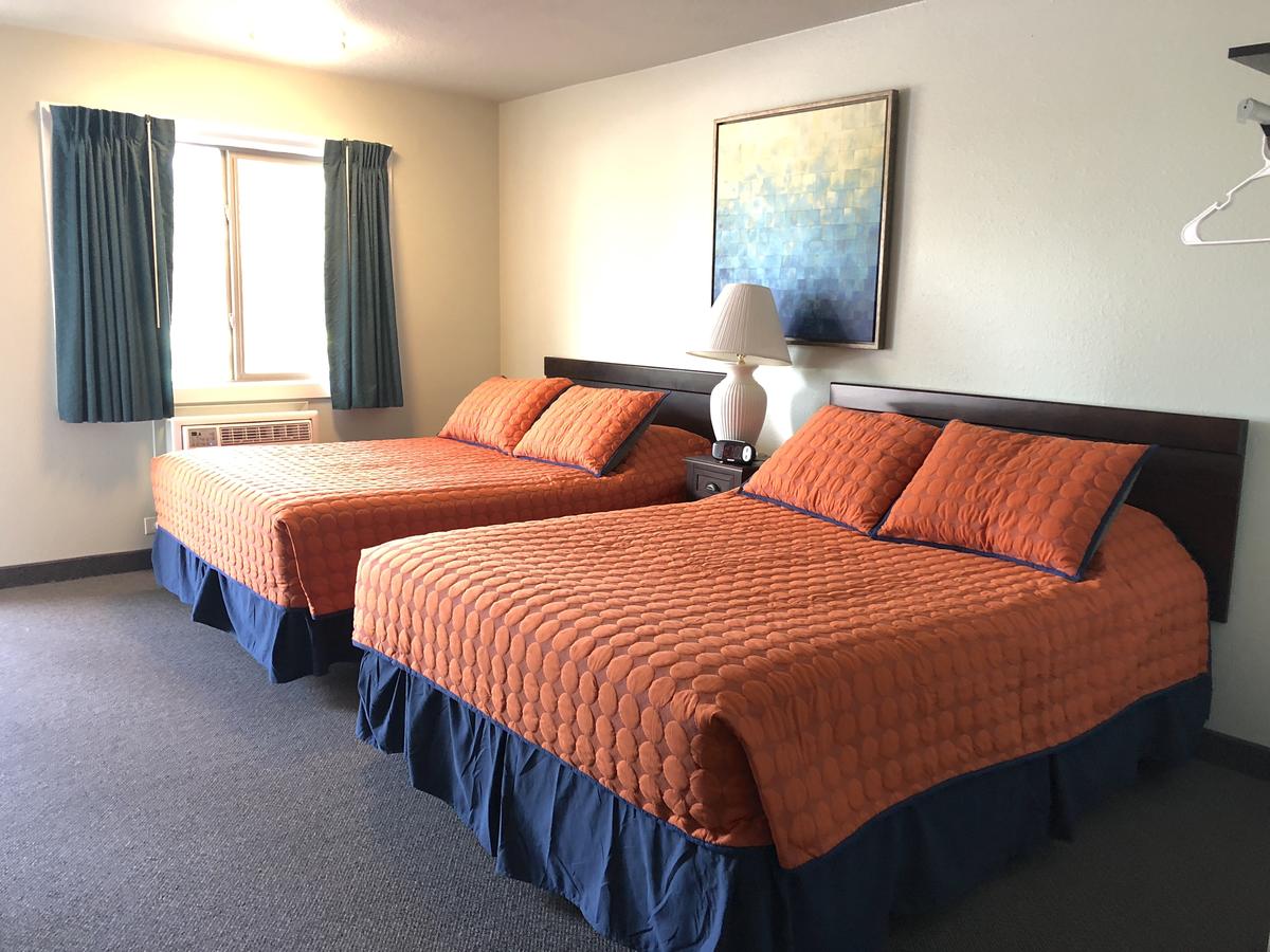 Rockerville Lodge & Cabins - thumb 19