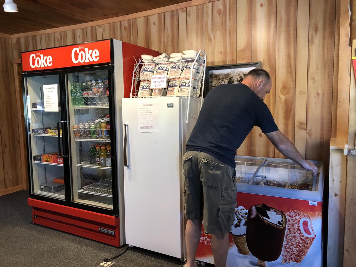 Rockerville Lodge & Cabins - thumb 32