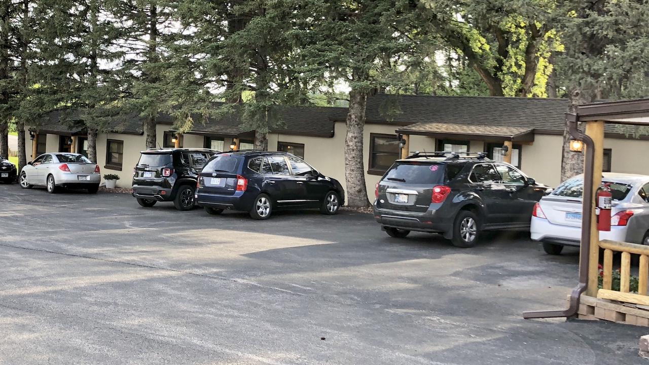 Rockerville Lodge & Cabins - thumb 30