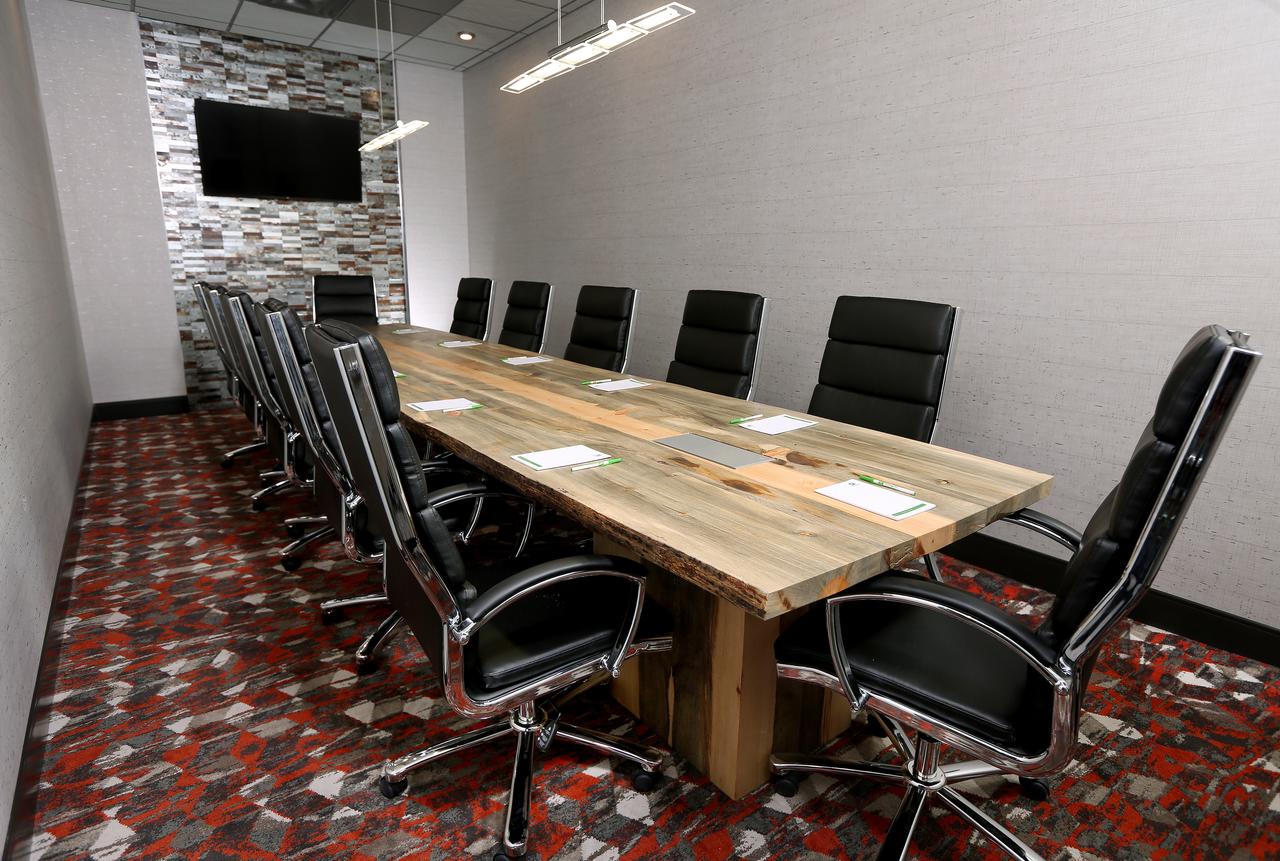 Holiday Inn Hotel & Suites Sioux Falls - Airport - thumb 13