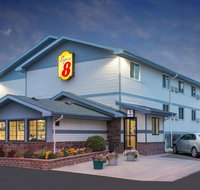 Super 8 by Wyndham Pierre SD - Tourism House