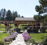 Whispering Winds Cottages  Campsites - Tourism House